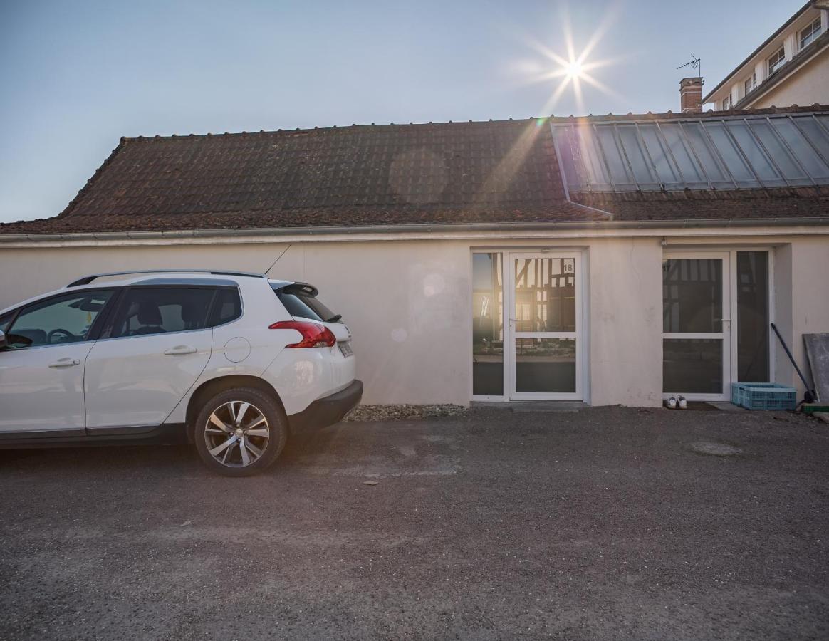 Appartamento Loft avec jardin et parking privé Troyes Esterno foto