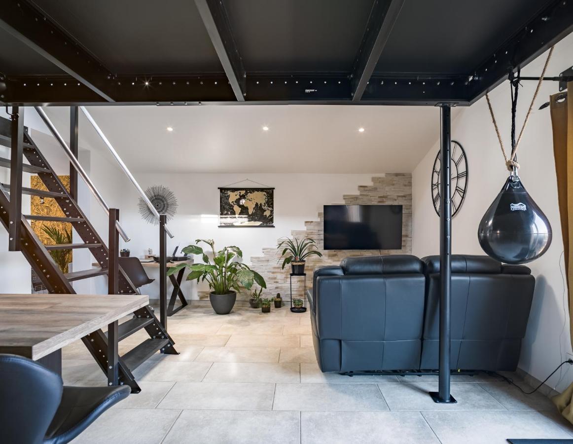 Appartamento Loft avec jardin et parking privé Troyes Esterno foto